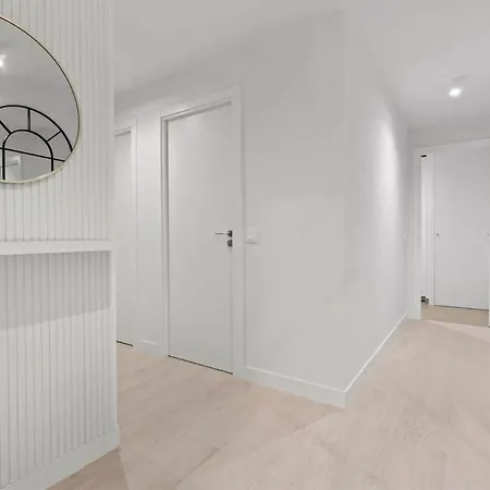 Bright 3-bedroom - Pool&comfort,